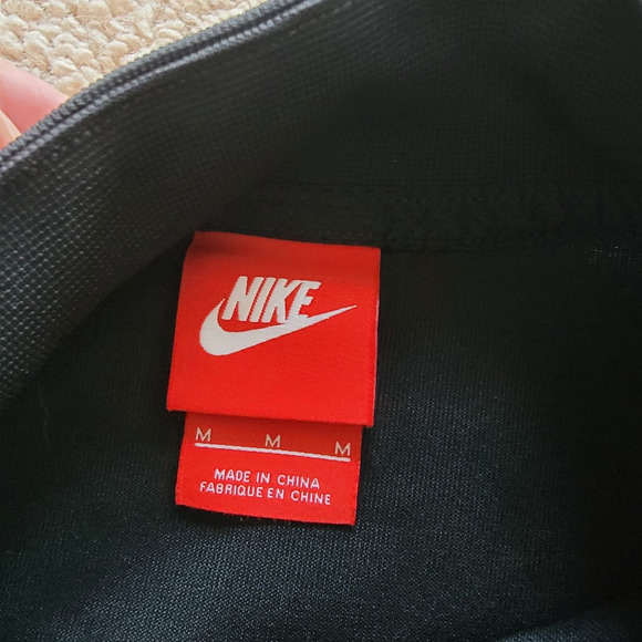 Nike Black Performance Jacket with Red and Blue Accents - Picture 11 of 14